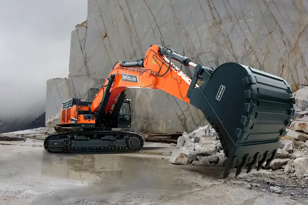 Develon DX1000LC-7 Tracked Excavator